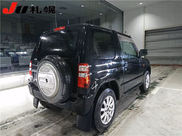 MITSUBISHI PAJERO MINI