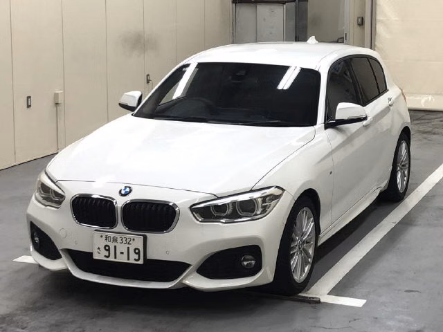 BMW 1-SERIES