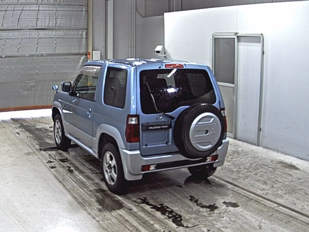 MITSUBISHI PAJERO MINI