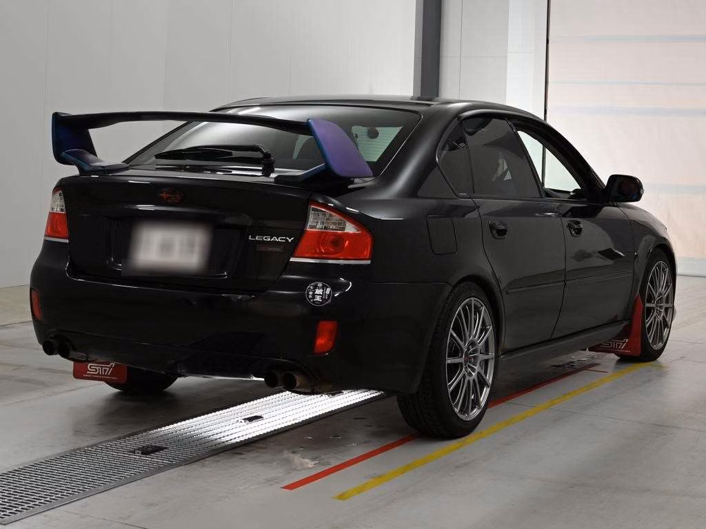 SUBARU LEGACY B4