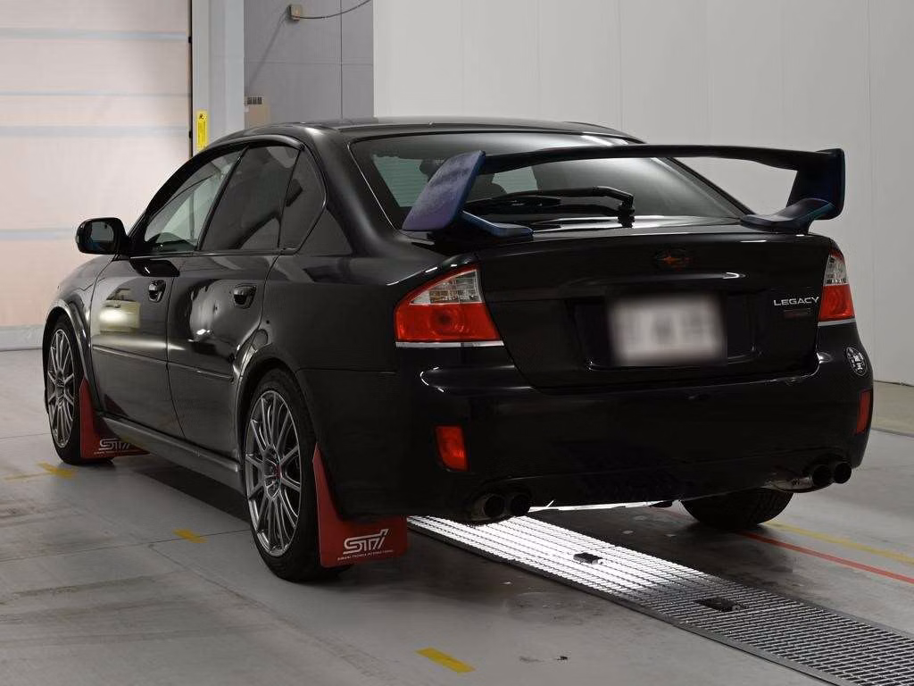 SUBARU LEGACY B4
