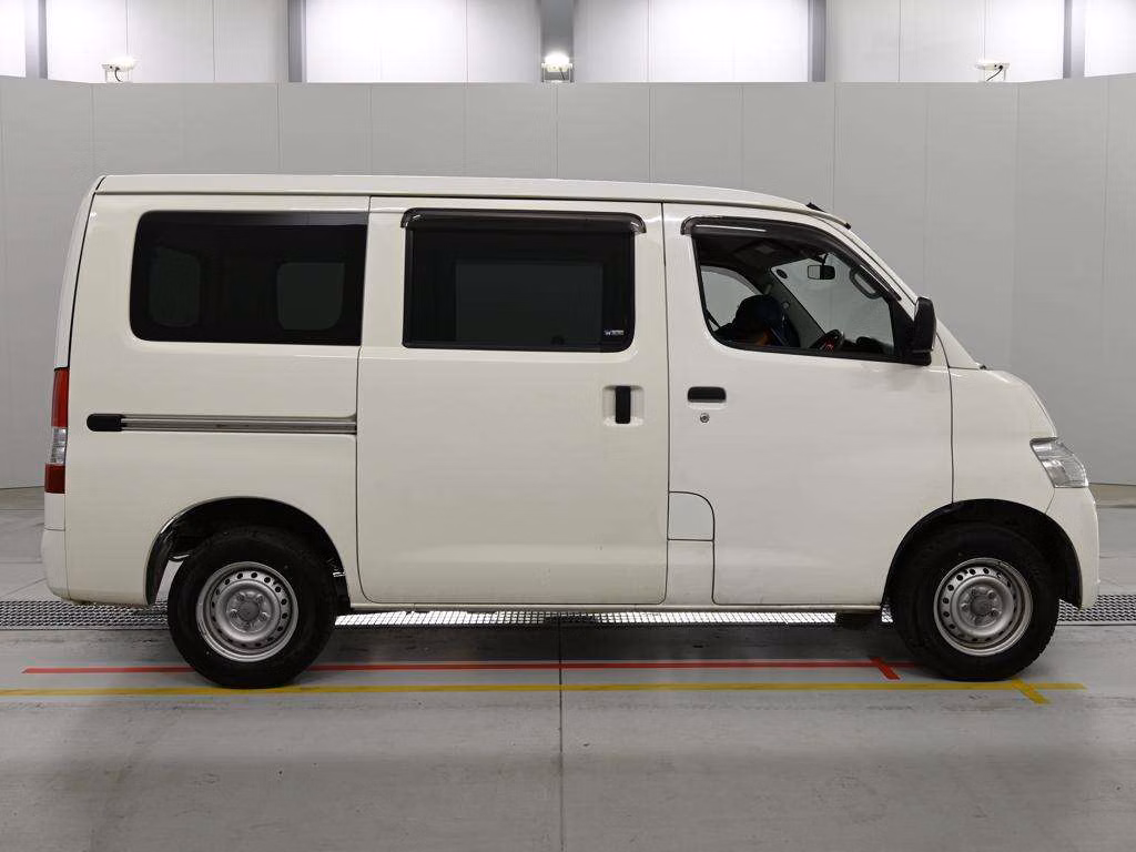 TOYOTA LITE ACE