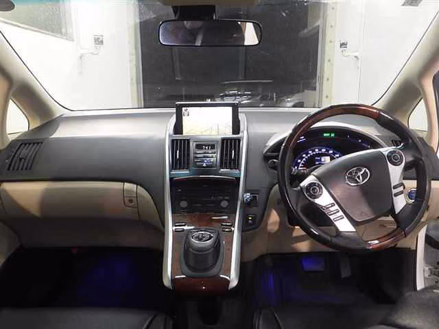 TOYOTA SAI