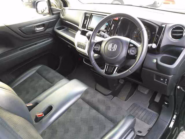 HONDA N-WGN