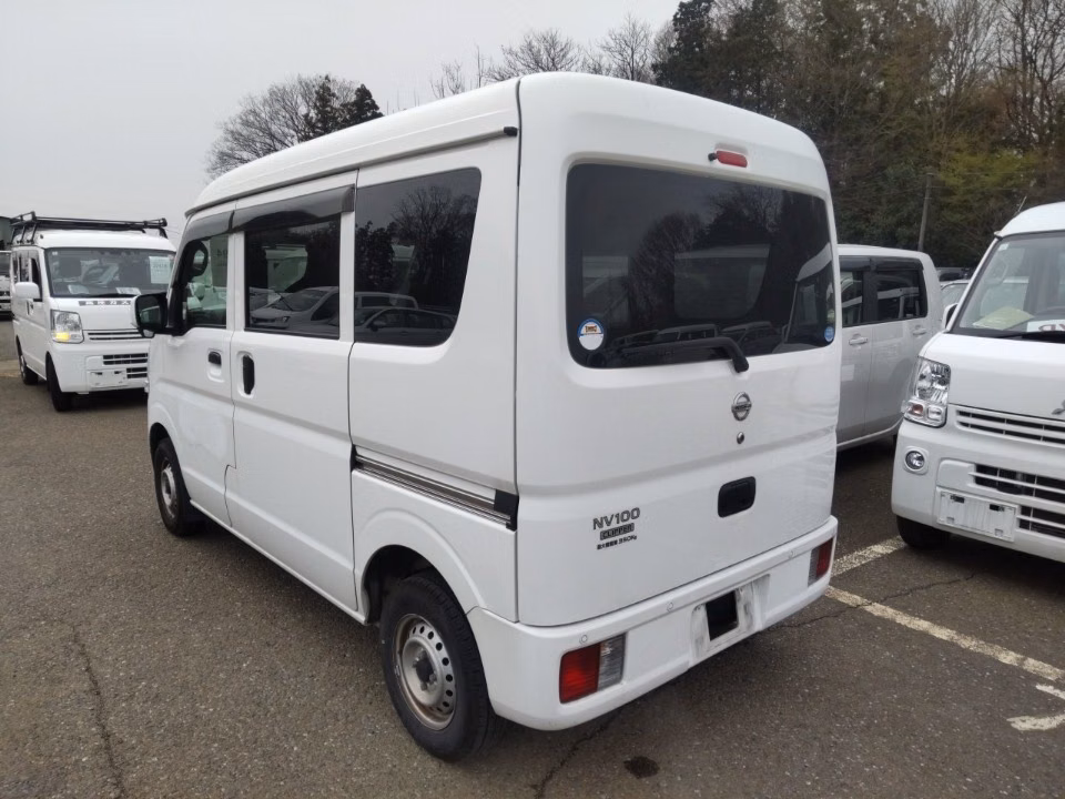 NISSAN NV100 CLIPPER