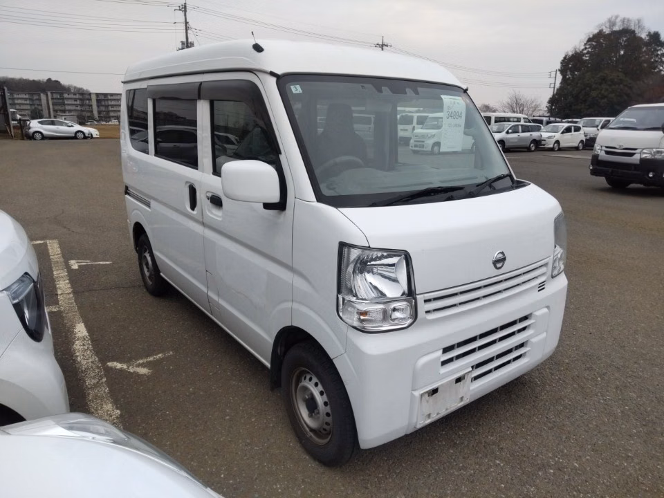 NISSAN NV100 CLIPPER