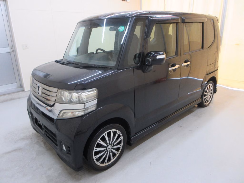 HONDA N-BOX