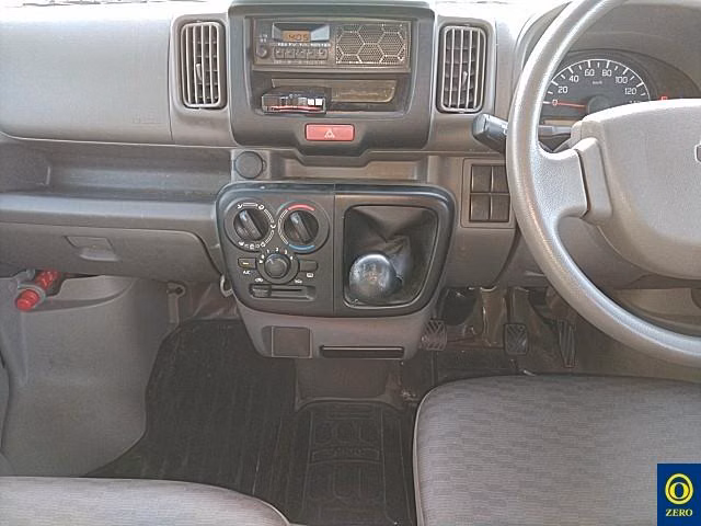 NISSAN NV100 CLIPPER
