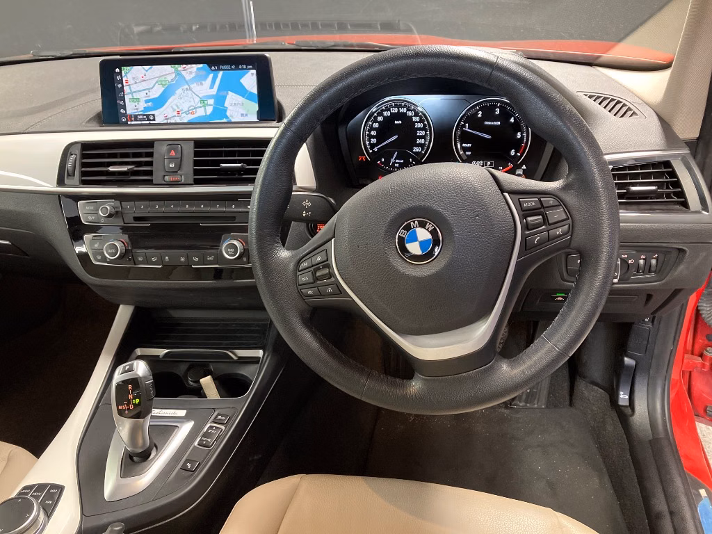 BMW 1-SERIES