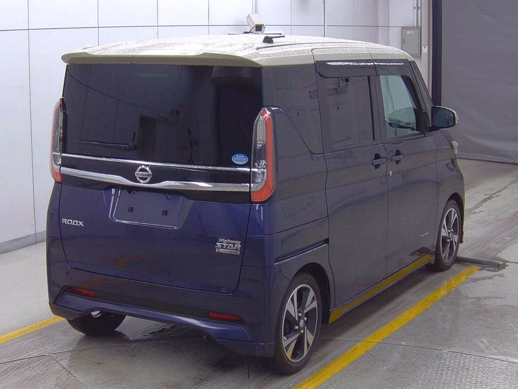 NISSAN ROOX