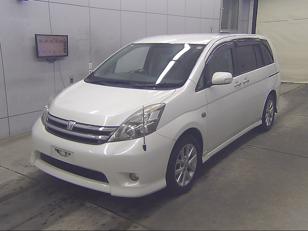 TOYOTA ISIS