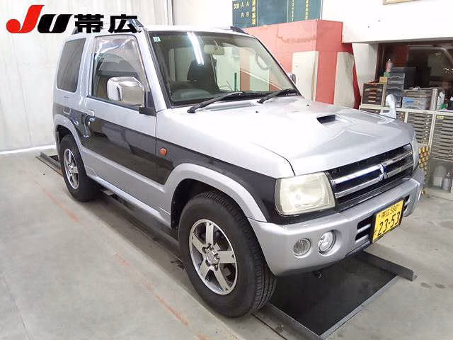 MITSUBISHI PAJERO MINI