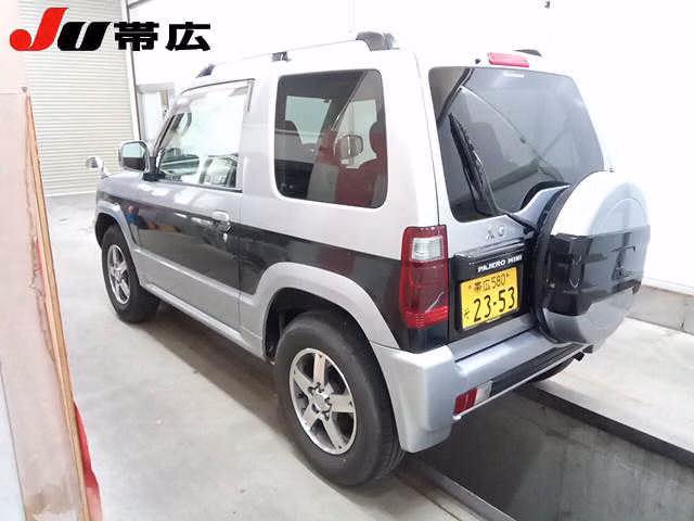 MITSUBISHI PAJERO MINI