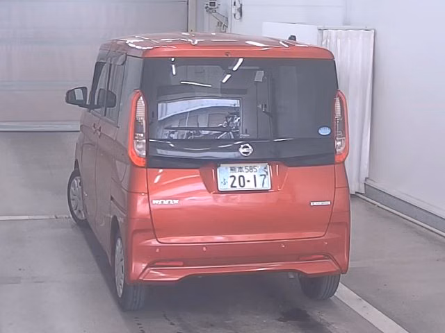 NISSAN ROOX