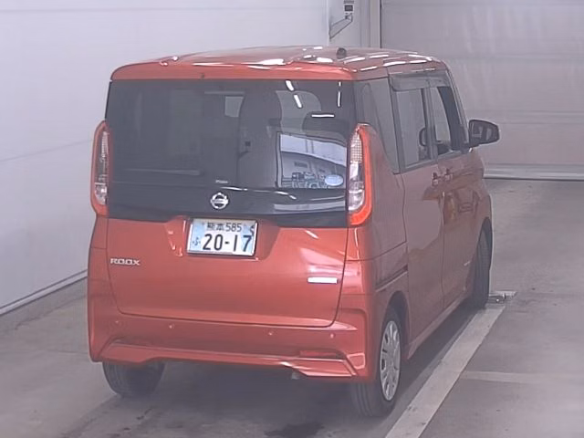 NISSAN ROOX