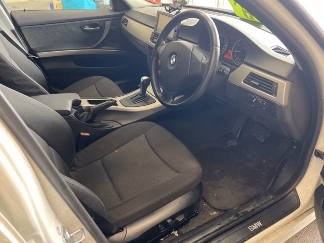 BMW 3-SERIES