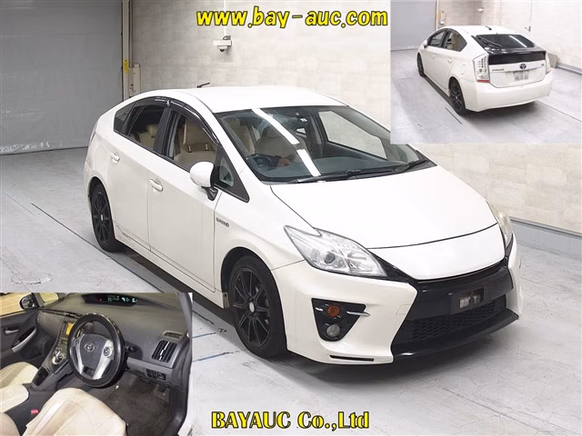 TOYOTA PRIUS