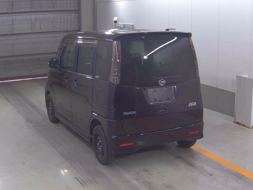 NISSAN ROOX