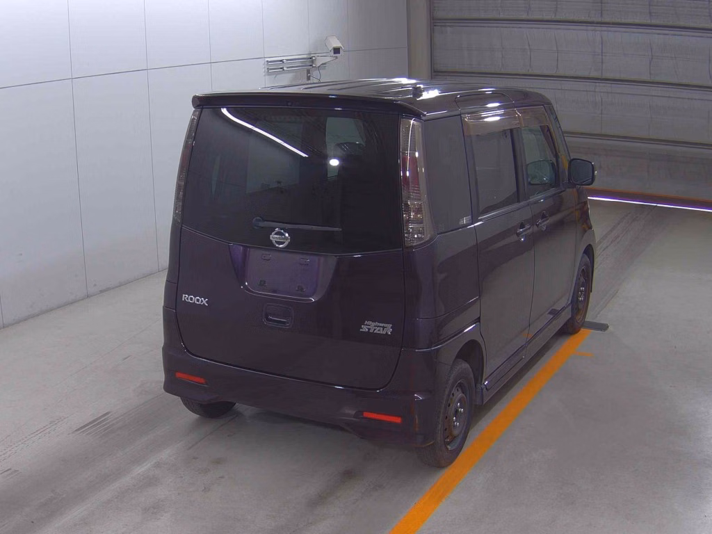 NISSAN ROOX