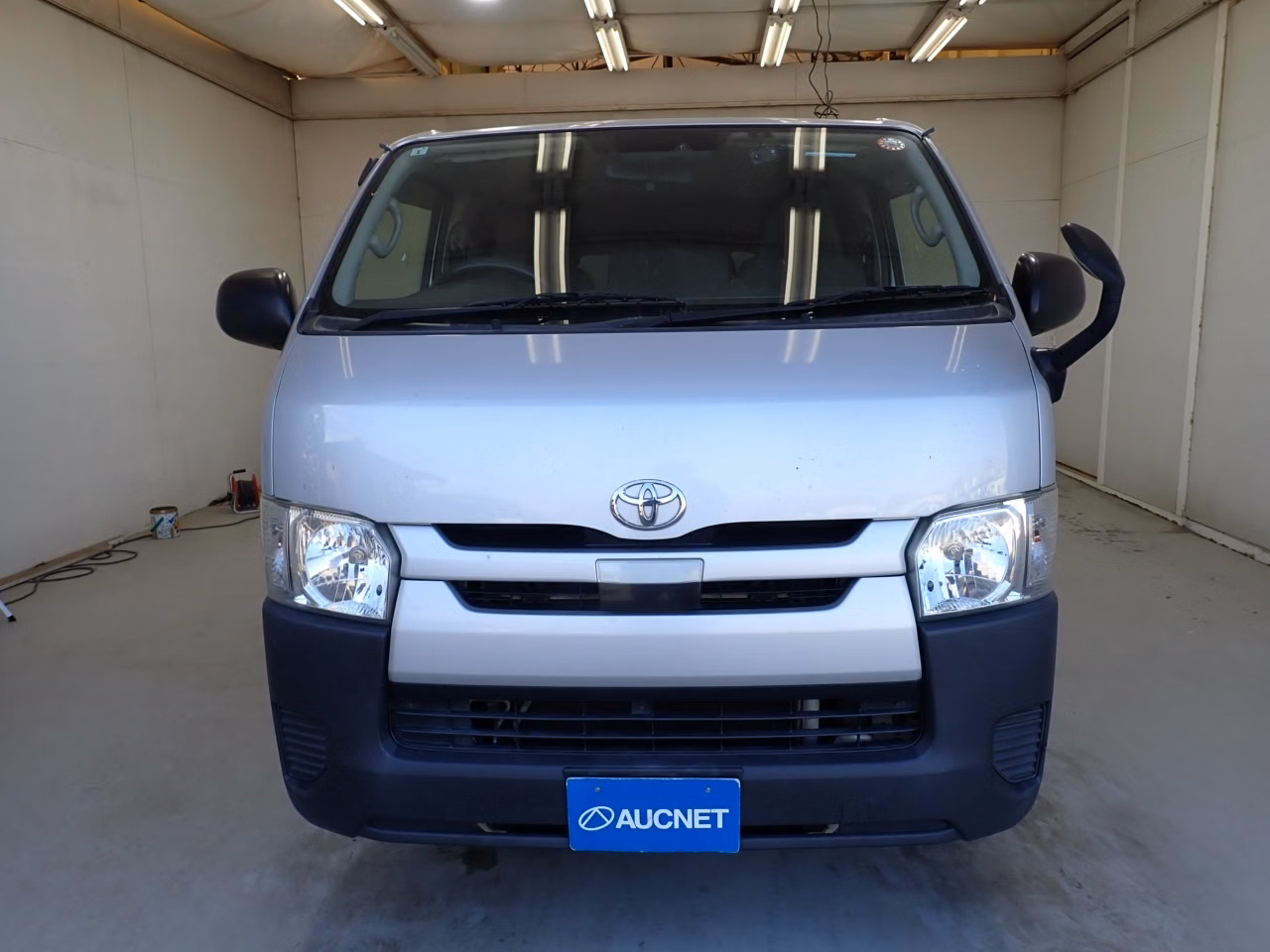 TOYOTA REGIUS ACE