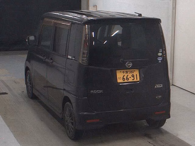 NISSAN ROOX
