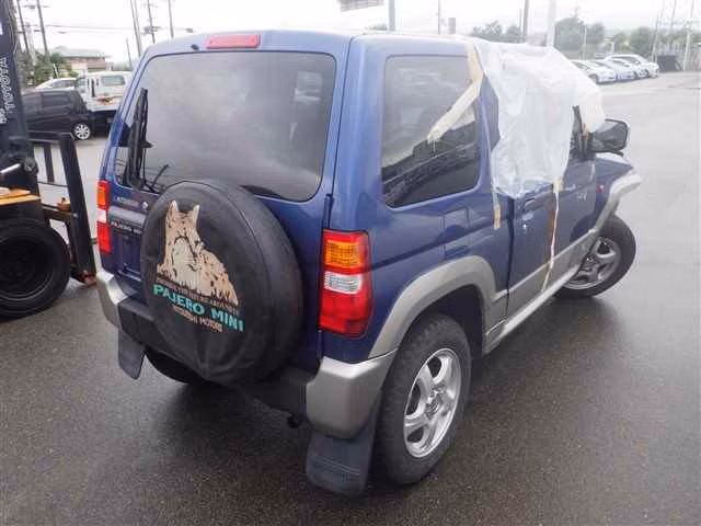 MITSUBISHI PAJERO MINI