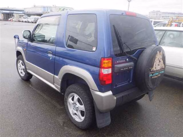 MITSUBISHI PAJERO MINI