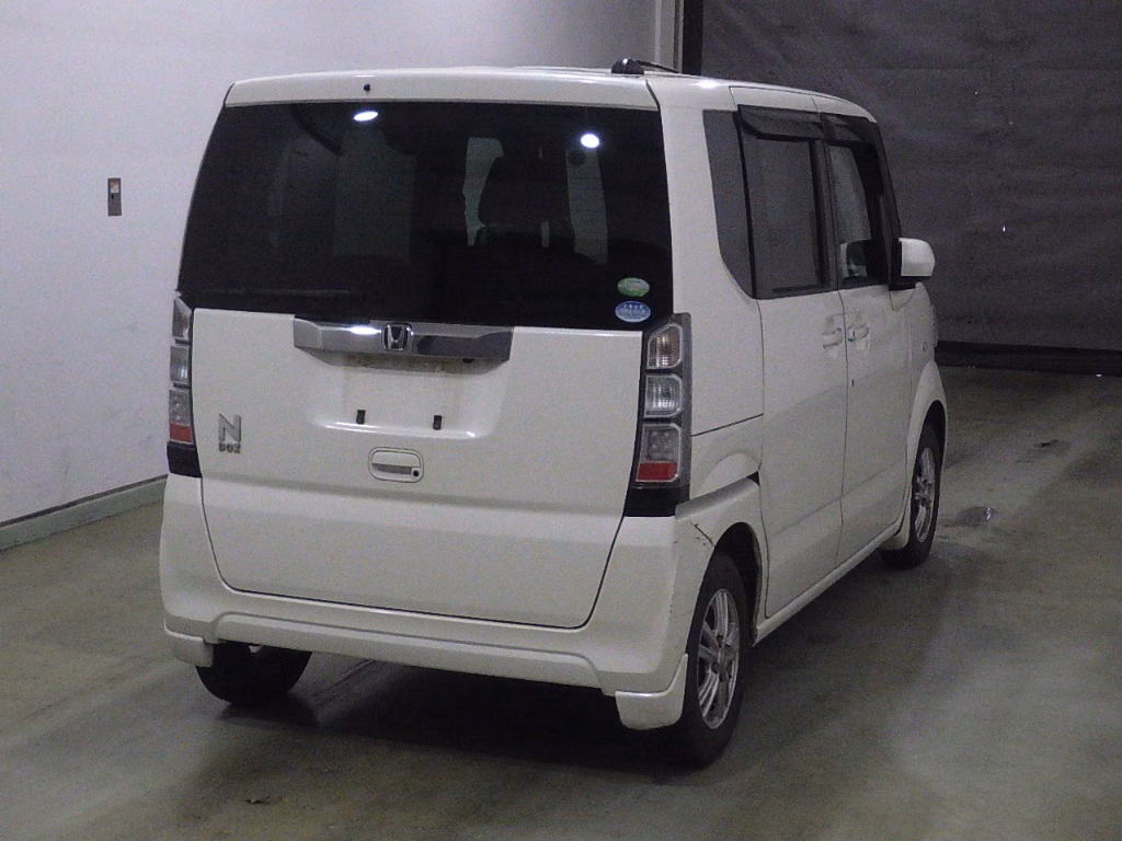 HONDA N-BOX