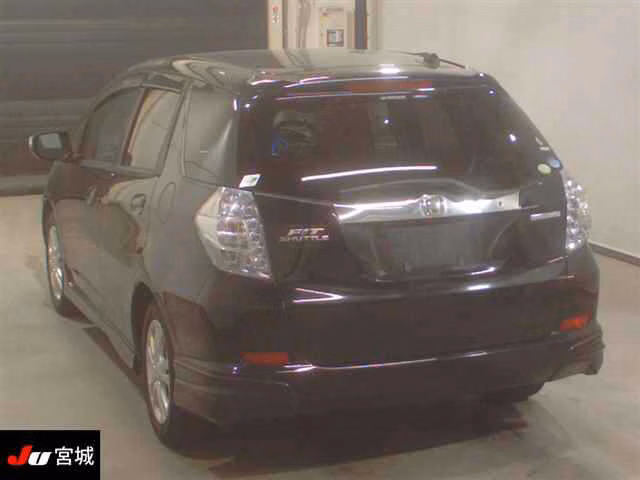 HONDA FIT SHUTTLE