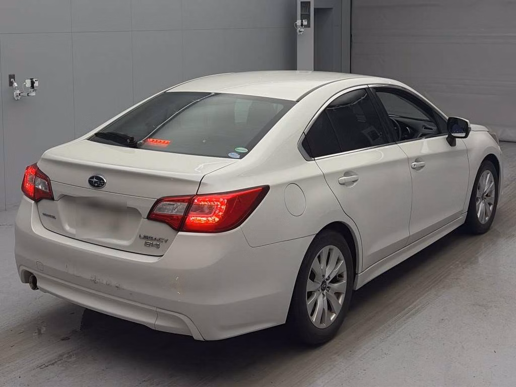 SUBARU LEGACY B4