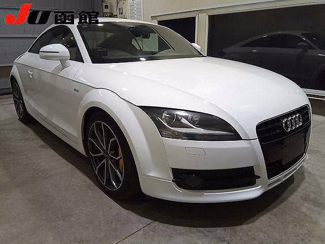 AUDI TT