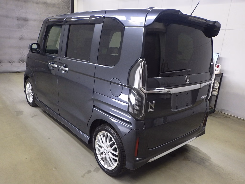 HONDA N-BOX