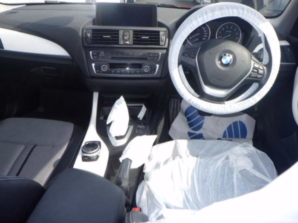 BMW 1-SERIES