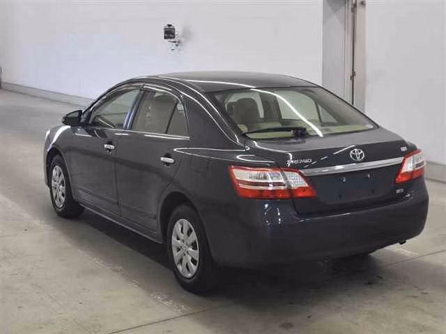 TOYOTA PREMIO