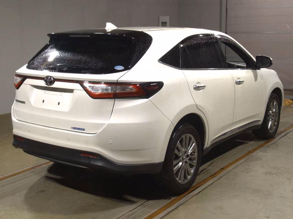 TOYOTA HARRIER