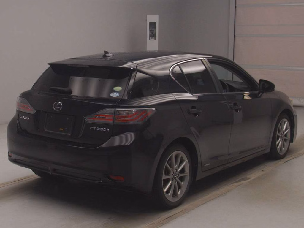 LEXUS CT200H