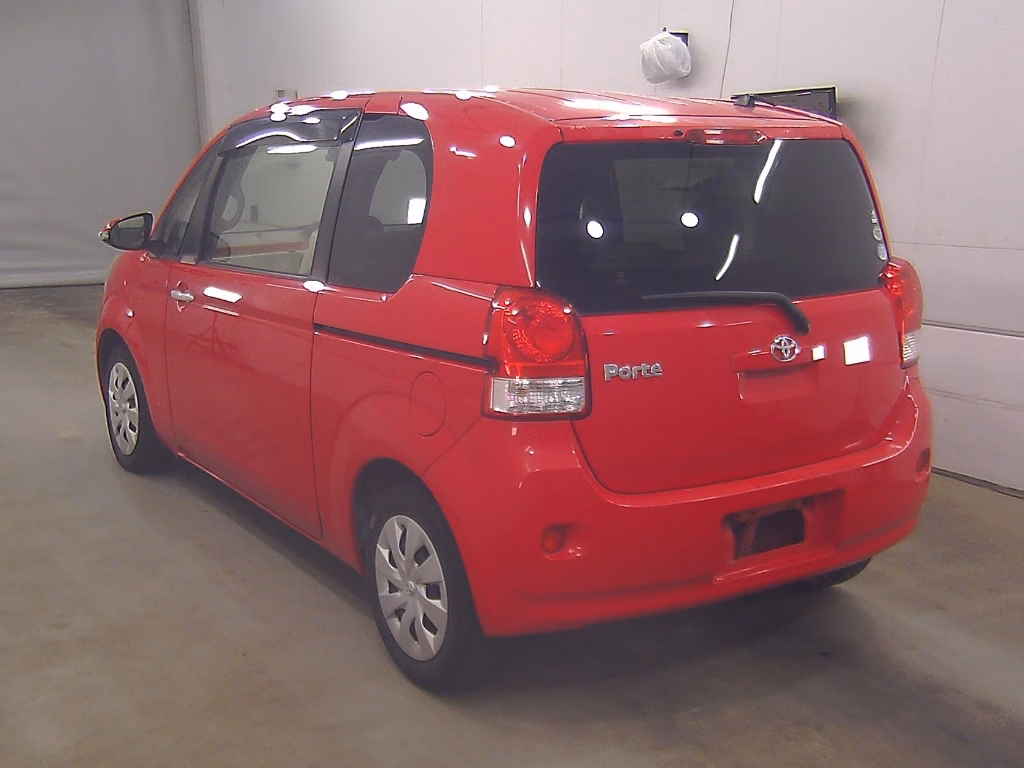 TOYOTA PORTE