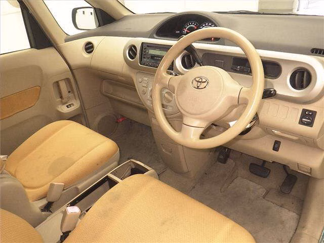 TOYOTA PORTE