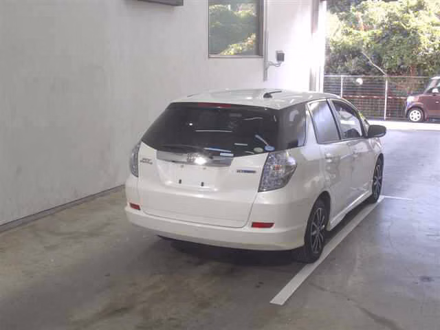HONDA FIT SHUTTLE
