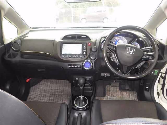 HONDA FIT SHUTTLE