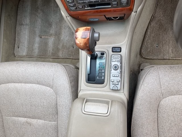 TOYOTA PROGRES