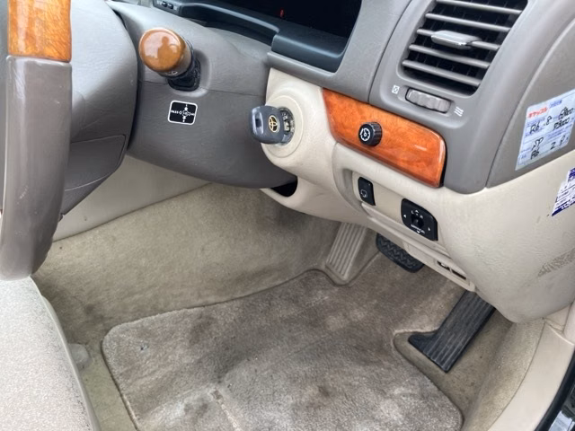 TOYOTA PROGRES