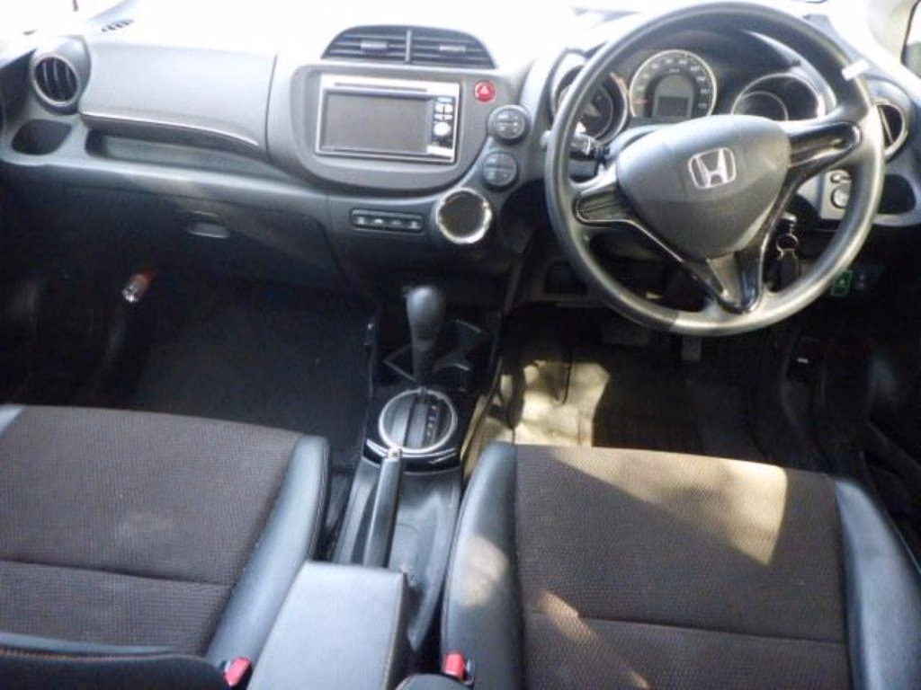 HONDA FIT SHUTTLE