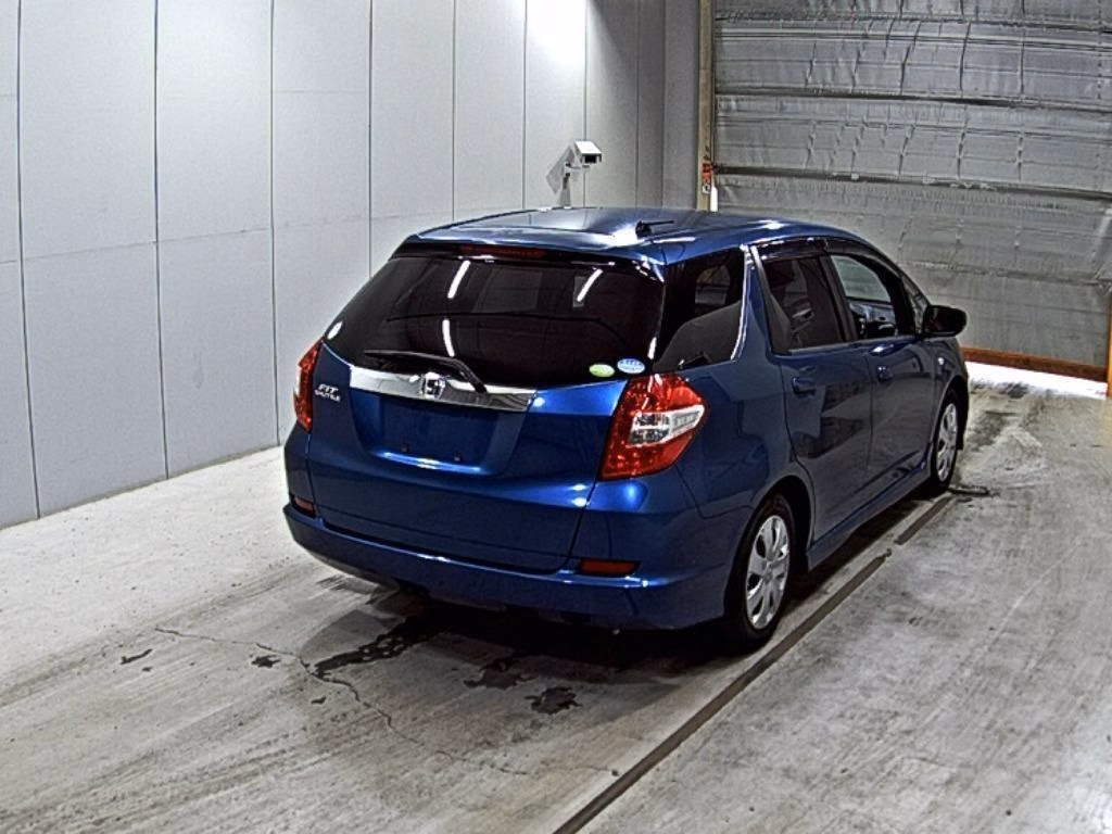 HONDA FIT SHUTTLE