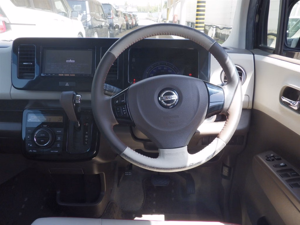 NISSAN MOCO