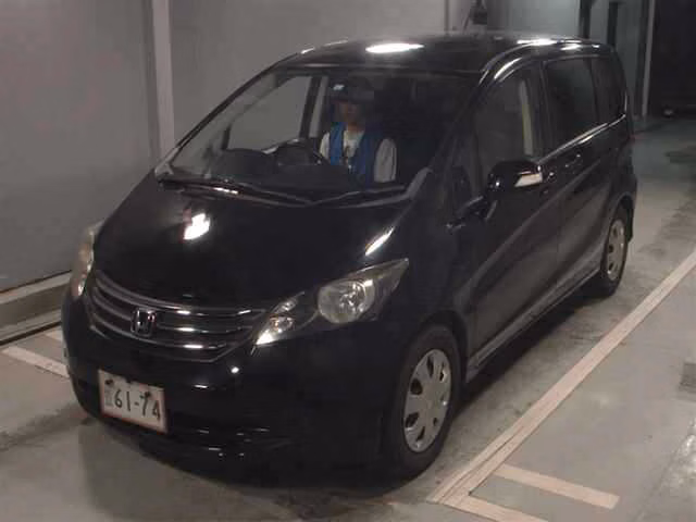 HONDA FREED