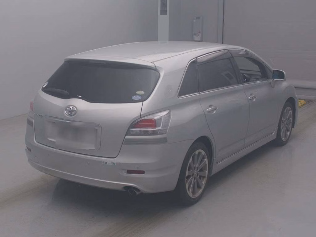 TOYOTA MARK X ZIO
