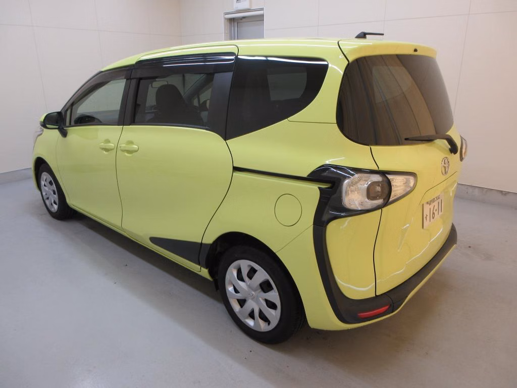 TOYOTA SIENTA