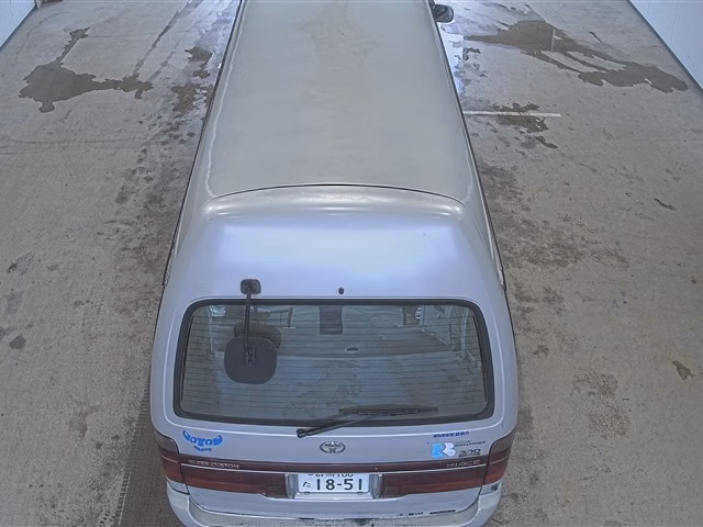 TOYOTA HIACE