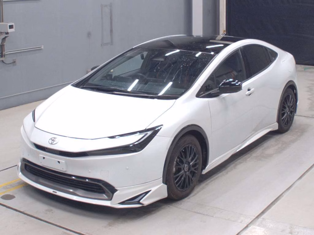 TOYOTA PRIUS